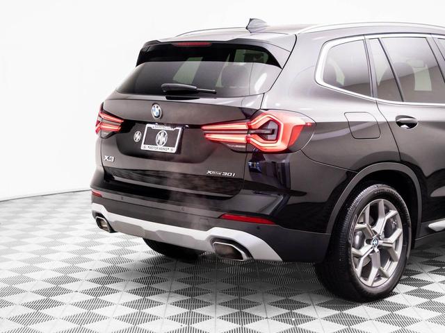 Photo of 2023 Jet Black BMW X3