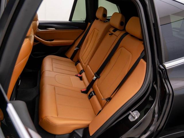 Photo of 2023 Jet Black BMW X3