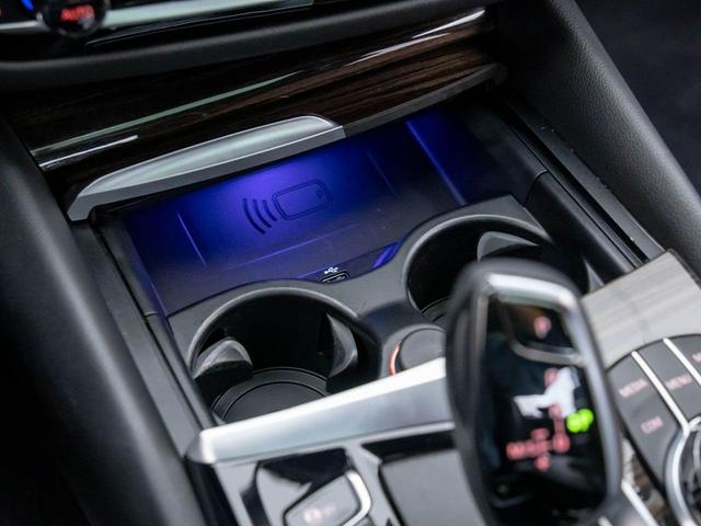 Photo of 2022 Bernina Grey Amber Effect Metallic BMW 540