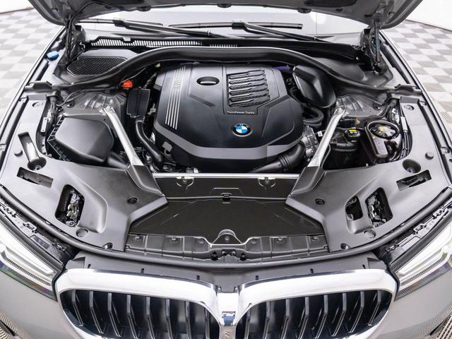 Photo of 2022 Bernina Grey Amber Effect Metallic BMW 540