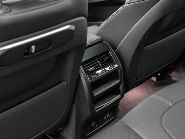 Photo of 2024 Black BMW X5