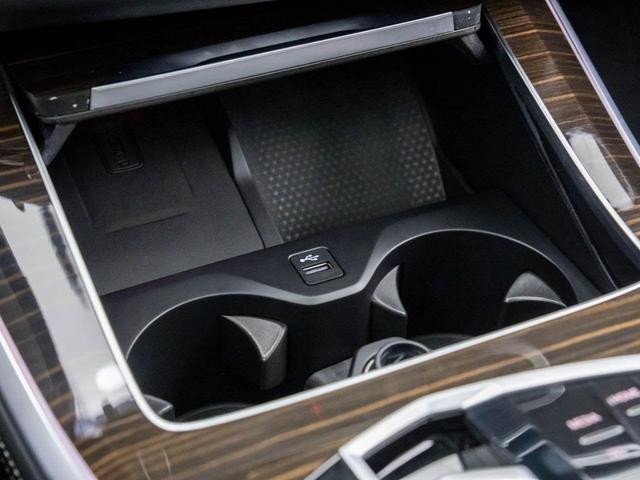 Photo of 2024 Black BMW X5