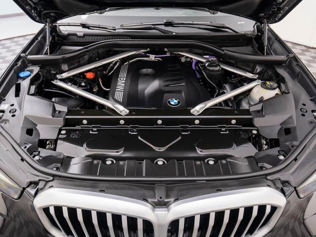 Photo of 2024 Black BMW X5