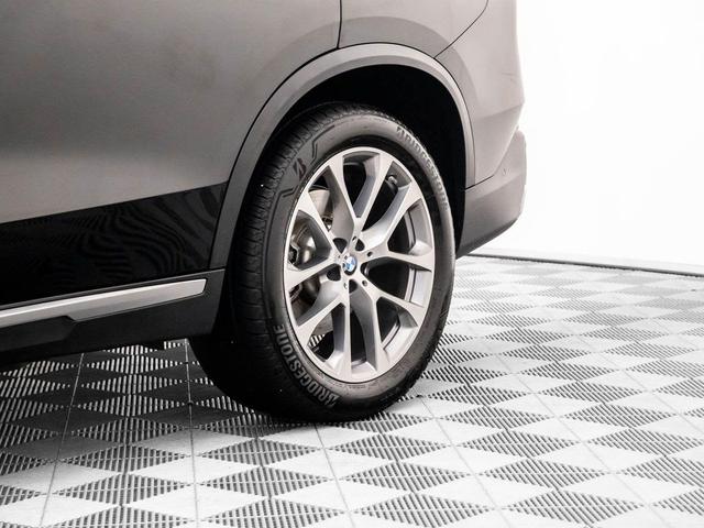 Photo of 2024 Black BMW X5