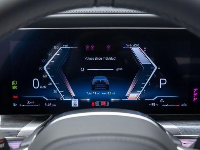 Photo of 2025 Black Sapphire Metallic BMW 760