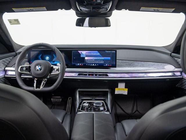 Photo of 2025 Black Sapphire Metallic BMW 760