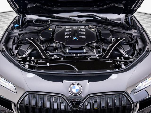 Photo of 2025 Black Sapphire Metallic BMW 760