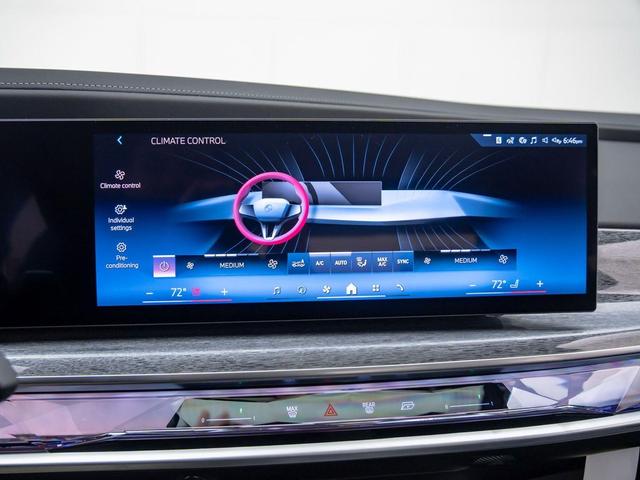 Photo of 2025 Black Sapphire Metallic BMW 760