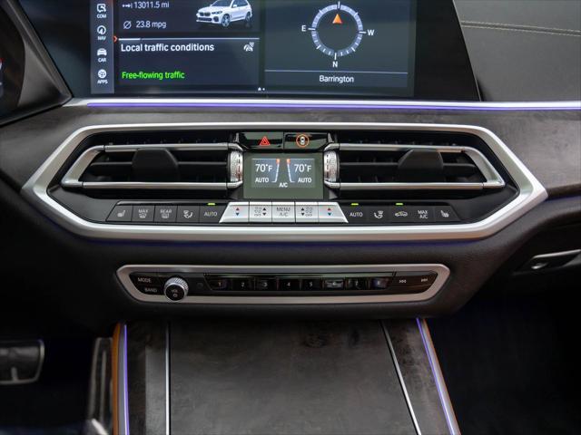 Photo of 2022 Mineral White Metallic BMW X5