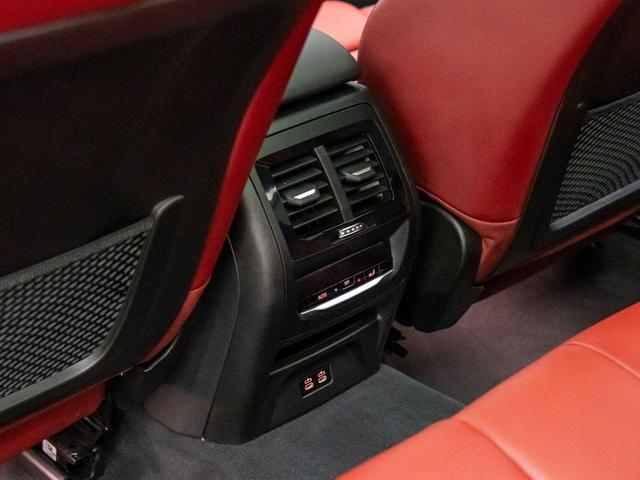 Photo of 2023 Black Sapphire Metallic BMW X3