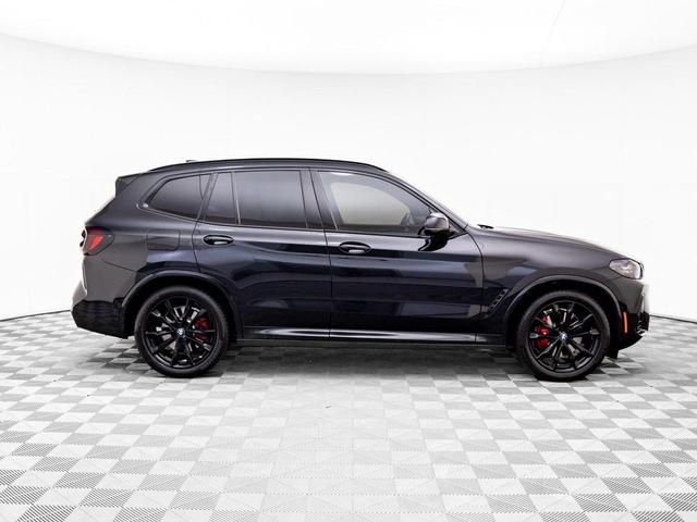 Photo of 2023 Black Sapphire Metallic BMW X3