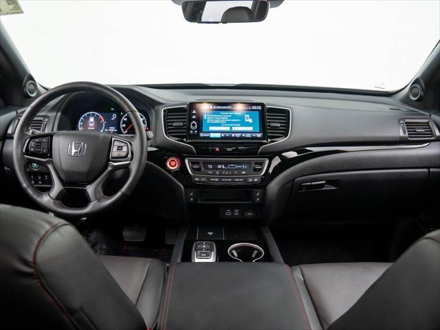 Photo of 2024 Platinum White Pearl Honda Ridgeline