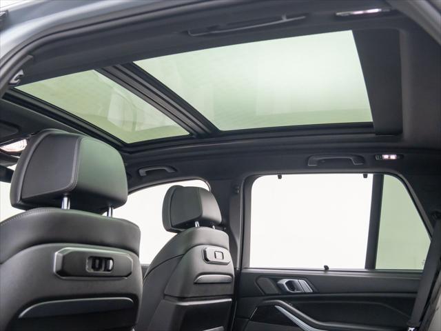 Photo of 2024 Gray BMW X5