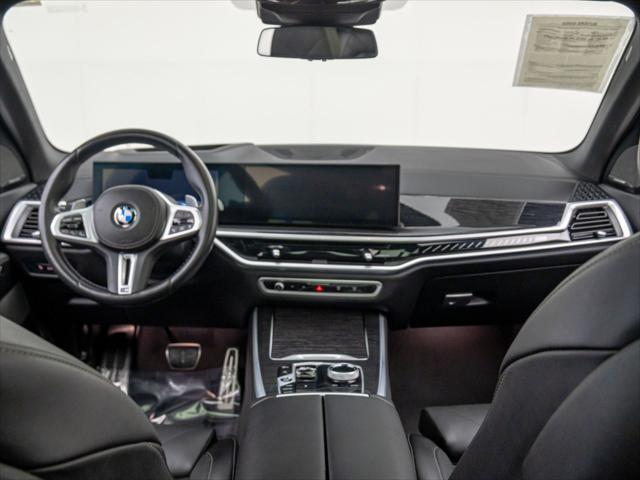 Photo of 2024 Gray BMW X5