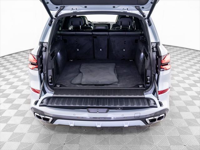 Photo of 2024 Gray BMW X5