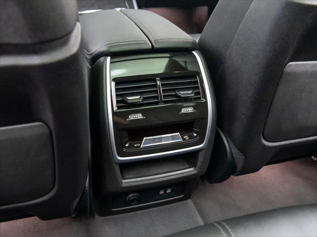 Photo of 2024 Gray BMW X5
