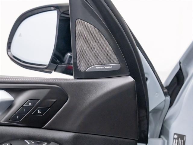 Photo of 2024 Gray BMW X5