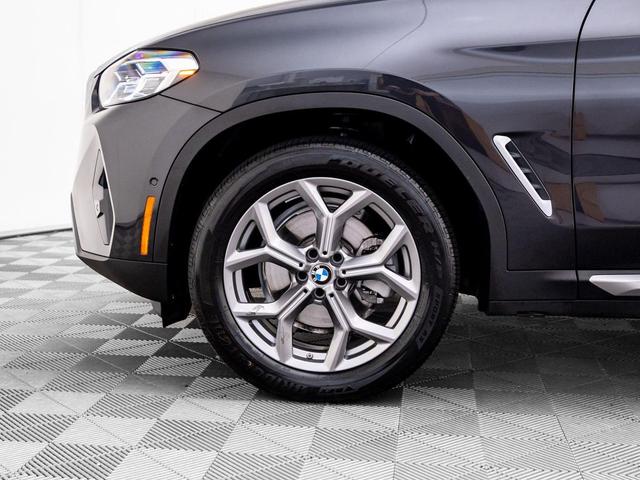 Photo of 2024 Gray BMW X3