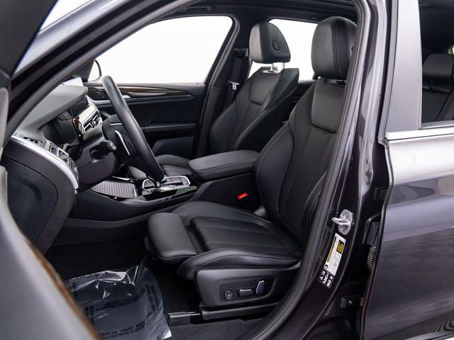 Photo of 2024 Gray BMW X3