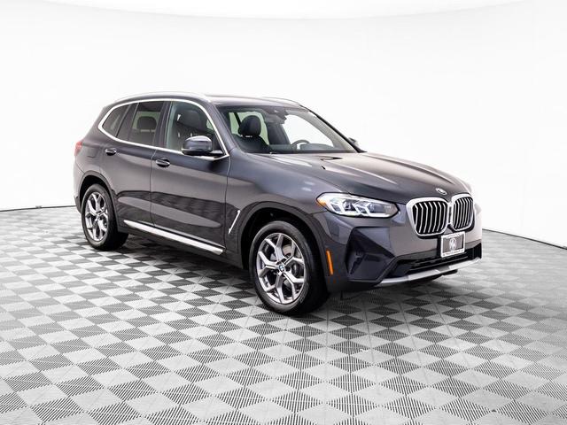 Photo of 2024 Gray BMW X3