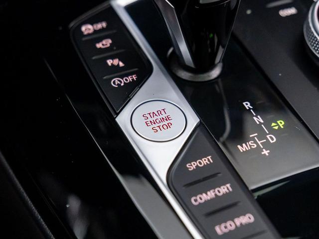 Photo of 2024 Gray BMW X3