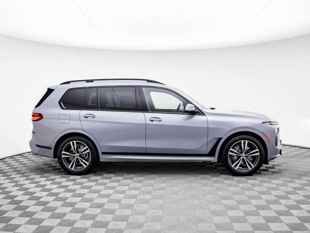 Photo of 2025 Brooklyn Grey Metallic BMW X7