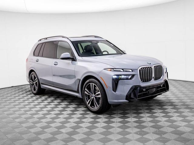 Photo of 2025 Brooklyn Grey Metallic BMW X7