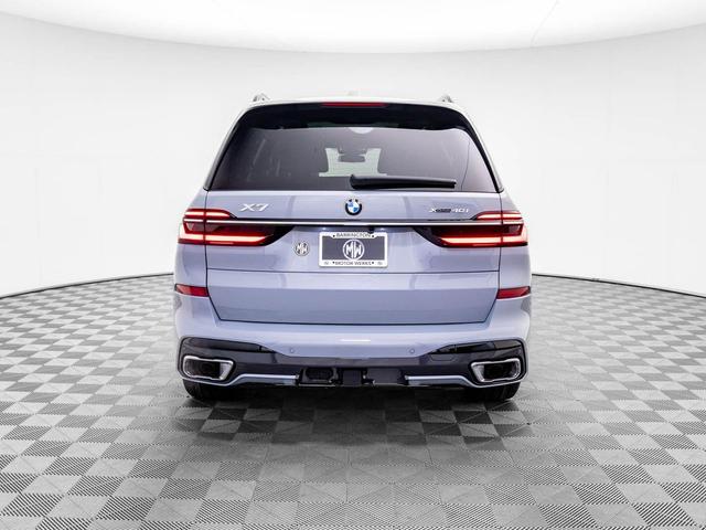 Photo of 2025 Brooklyn Grey Metallic BMW X7