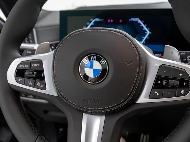 Photo of 2025 Brooklyn Grey Metallic BMW X7