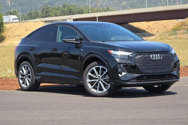 Photo of 2022 Mythos Black Metallic Audi Q4 e-tron