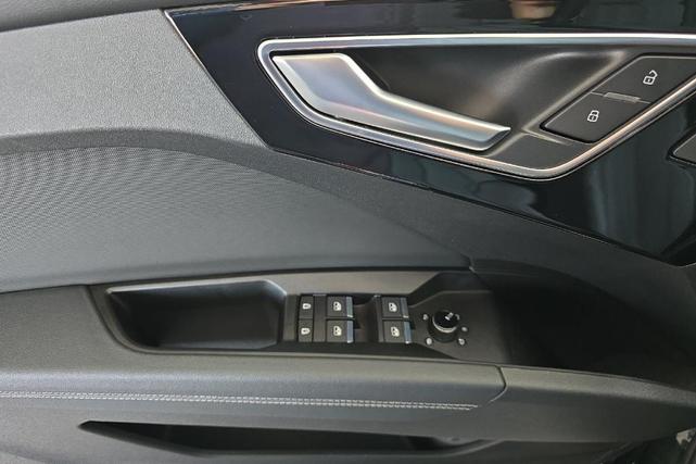Photo of 2022 Mythos Black Metallic Audi Q4 e-tron