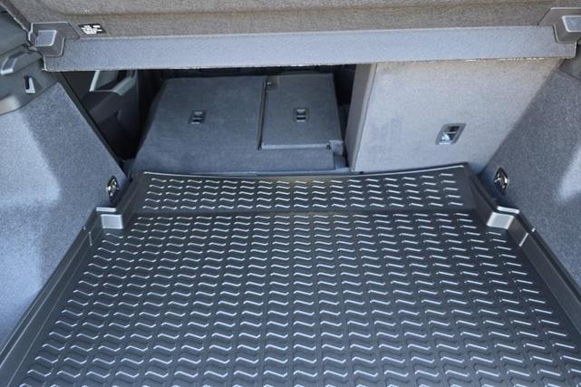 Photo of 2025 Chronos Gray Metallic Audi Q3