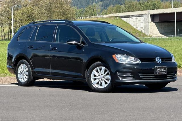 2017 Volkswagen Golf Sportwagen