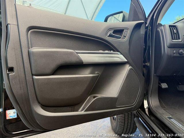 Photo of 2019 Black Chevrolet Colorado