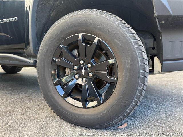 Photo of 2019 Black Chevrolet Colorado