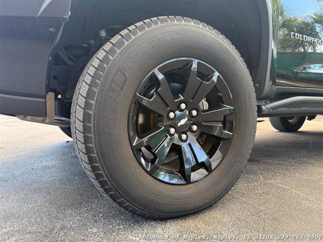 Photo of 2019 Black Chevrolet Colorado