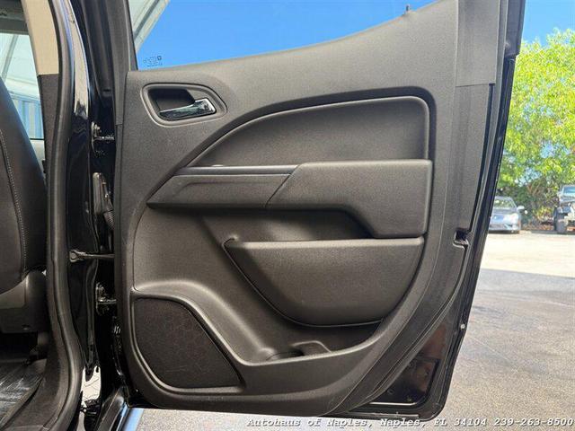 Photo of 2019 Black Chevrolet Colorado