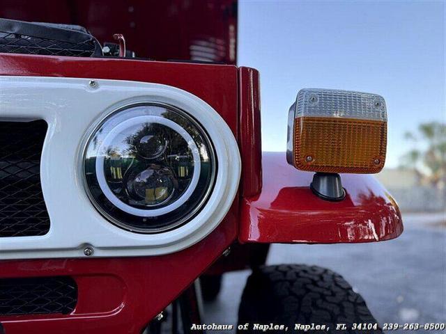Photo of 1975 Red Toyota Land Cruiser