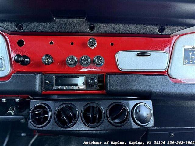 Photo of 1975 Red Toyota Land Cruiser