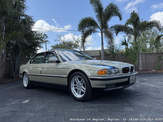 2000 BMW 740
