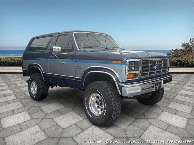 Photo of 1986 Shadow Blue Metallic Ford Bronco