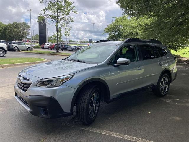 Photo of 2021 Ice Silver Metallic Subaru Outback