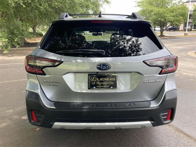 Photo of 2021 Ice Silver Metallic Subaru Outback