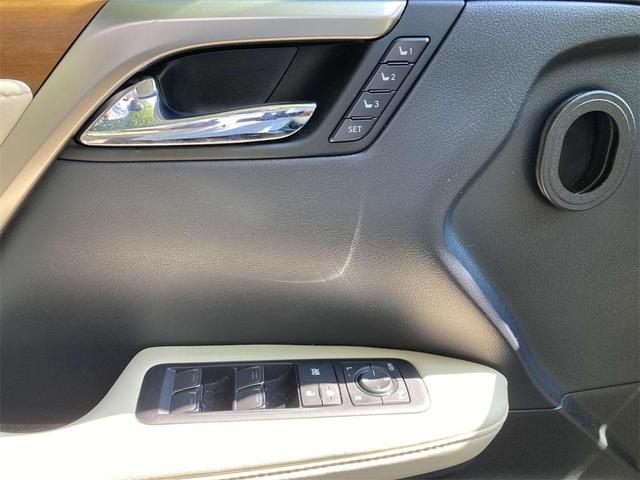 Photo of 2022 Nightfall Mica Lexus RX 350