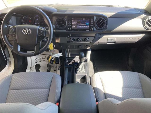 Photo of 2020 Super White Toyota Tacoma