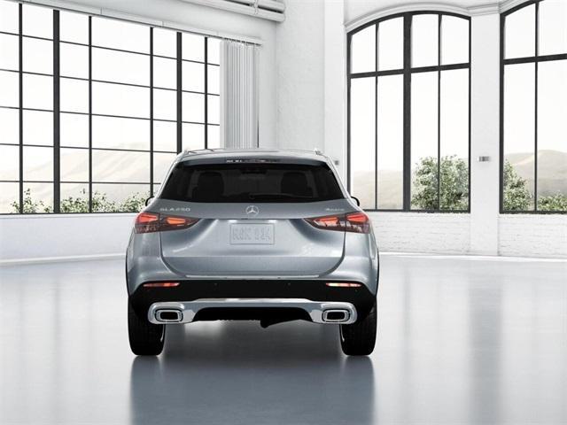 Photo of 2025 Cirrus Silver Metallic Mercedes-Benz GLA 250