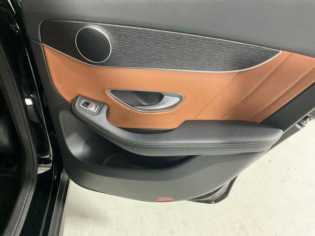 Photo of 2021 Black Mercedes-Benz GLC 300