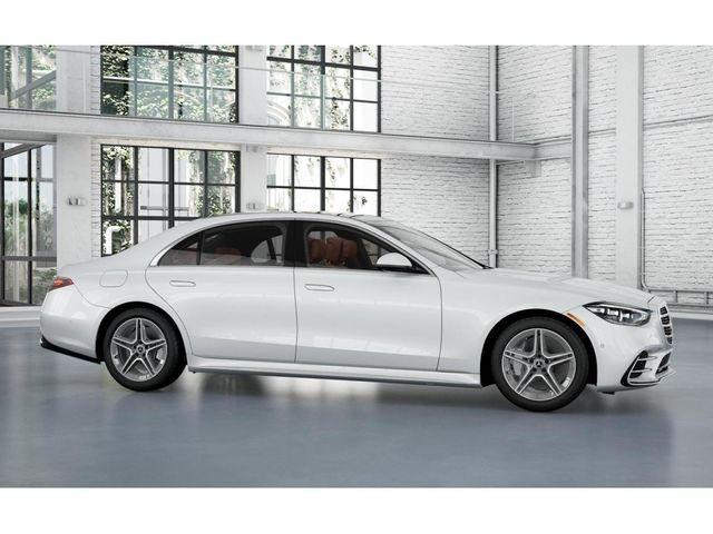 Photo of 2025 MANUFAKTUR Moonlight White Metallic Mercedes-Benz S-Class