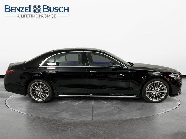 Photo of 2023 Black Mercedes-Benz S-Class