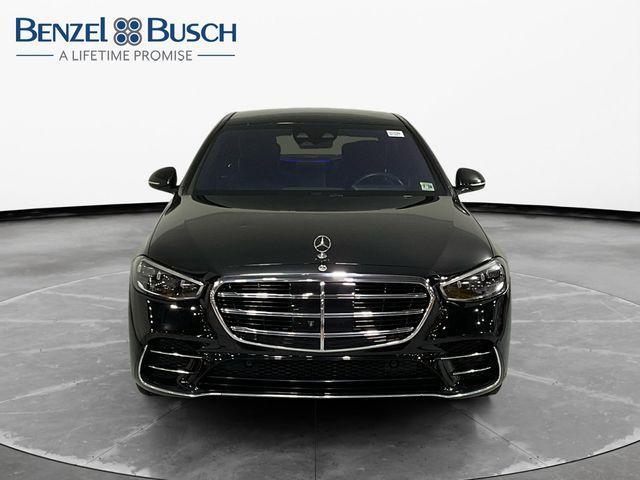Photo of 2023 Black Mercedes-Benz S-Class